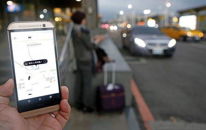 �⚢�����֓�Uber �_��Ͷ�Ͽ�:�đB���] �������z��