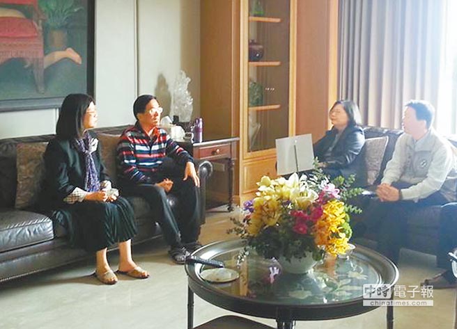 ���M�h��ϯ��Ӣ��25�յ�����̽���ˮ�⡣���_ý���z�������Ę����