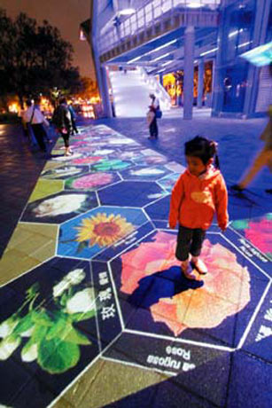 ������չ�^���B�����g���Aɽ�Ʌ^ꑘ��V���Ļ��ӹ����������Z���顱����ɏ���~ۙ���Ⱥ��񱊻��ӵĻ�����׌�����B�������DƬ��Դ���_�����ψ�