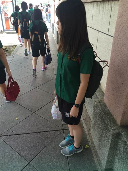 �_��У��������ׂ��_�W�� ��һŮ�ж���