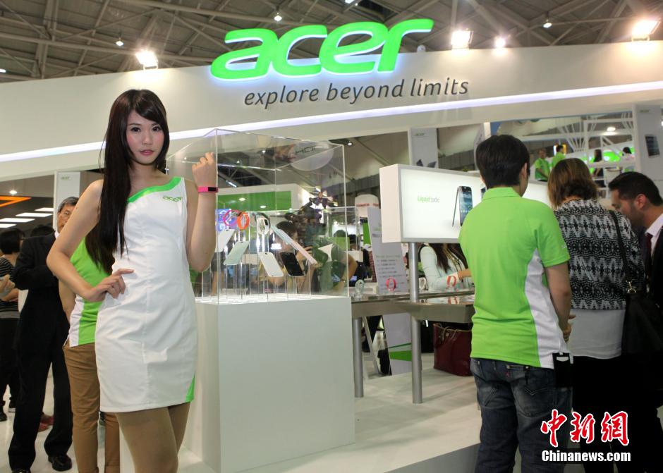 2014臺北國際電腦展開幕 眾多辣妹吸引眼球 2014臺北國際電腦展開幕 眾多辣妹吸引眼球