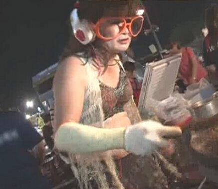 �û�ҹ�п�����а�Ů�b�����������_ý�D��