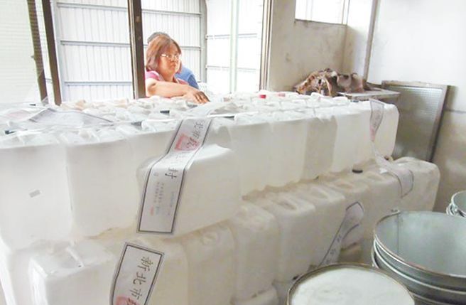 �±��л������ء��R��ʳƷ���R���ɲݣ������l�F�I���`������ϴ�I�����t����Ͱ��ʢ�b�ɲݲ�؜��