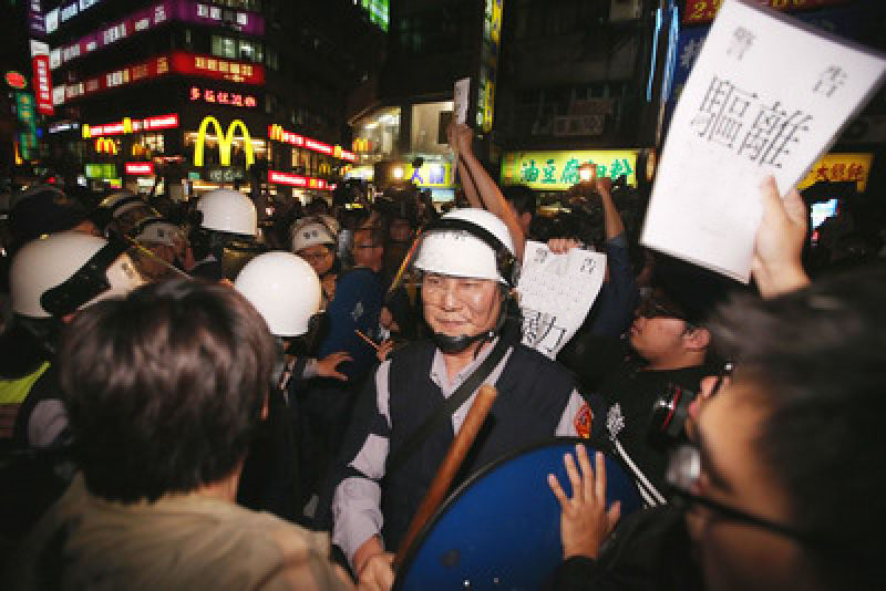 �з־��L�J�飬���ھ��콛����Ҫ��Ⱥ���\���а��ݺ�Ę��ɫ��������ױ����Ըߘ˜ʙzҕ