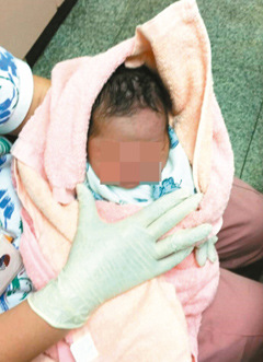 �����]����Ů�뱻����܇�ϣ��D��