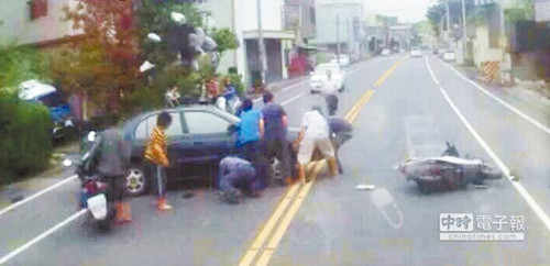 �����P�^60��13�˺���̧܇�ȱ���܇��Ů�ӣ��D��