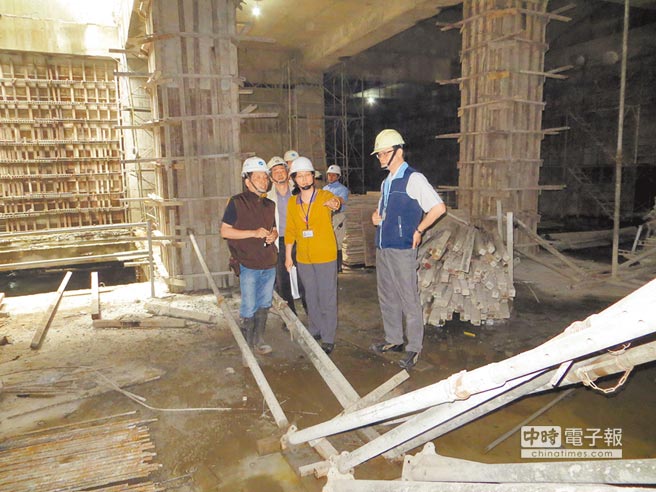臺北大巨蛋工程防護措施輕忽 至少罰102萬(圖) 臺北大巨蛋工程防護措施輕忽 至少罰102萬(圖)