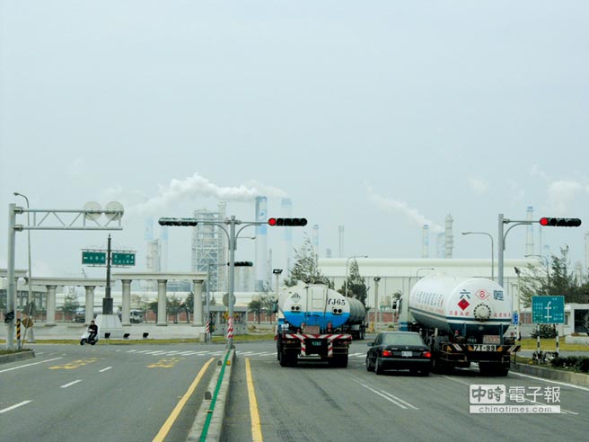 �_���l�������p������p���󃔣����~��7000�fԪ���_�š����Еr��ӈ�D��