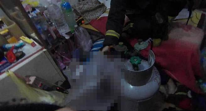 臺灣55歲股民不堪股災沖擊吸瓦斯自殺 臺灣55歲股民不堪股災沖擊吸瓦斯自殺