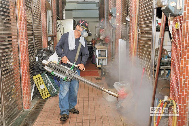 臺(tái)南市府被爆竟然用到過(guò)期藥水防空登革熱疫情 臺(tái)南市府被爆竟然用到過(guò)期藥水防空登革熱疫情