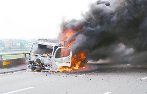 �_��һ�\��ڤ��؛܇ͻȻ����С�r����ֻʣ�Ǽ�