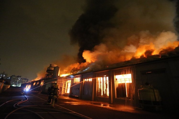 ���ۼҾ�չ�[�^�賿�l����� �I�����ޟo�I