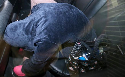 �_(t��i)���羳�u���������ق�2��Ů�ӵ����f(shu��)�����D��