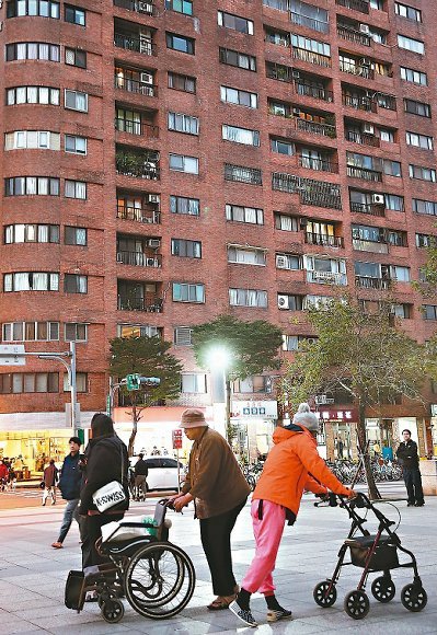 �u�������̘I�͡��Է��B�ϡ����F94�q��Ո�Ă��������D/���ψ󡷣�