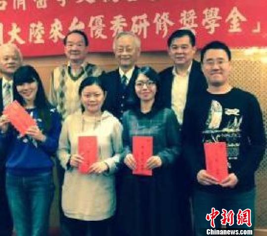 �������_����@�_���C������