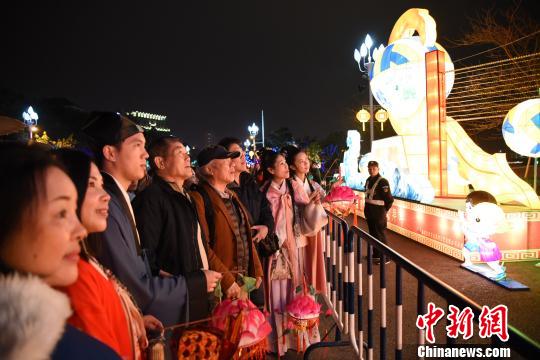 �_(t��i)���丣����Ԫ������(hu��)�w�(y��n)�ų��L(f��ng)��