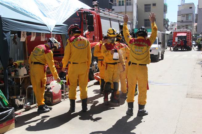 �_�ϾȞ�Ӣ�ۿ��V���Ⱦ�ͣ�݅��������o��