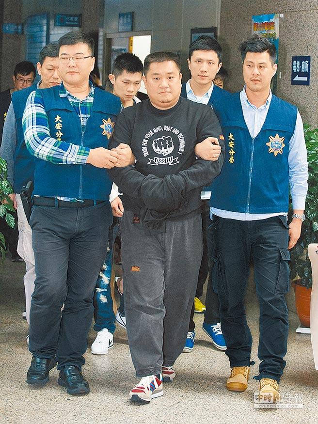 �_(t��i)��һ���L(zh��ng)�ԷQ��Ԫ谺��� ���������Ѻ