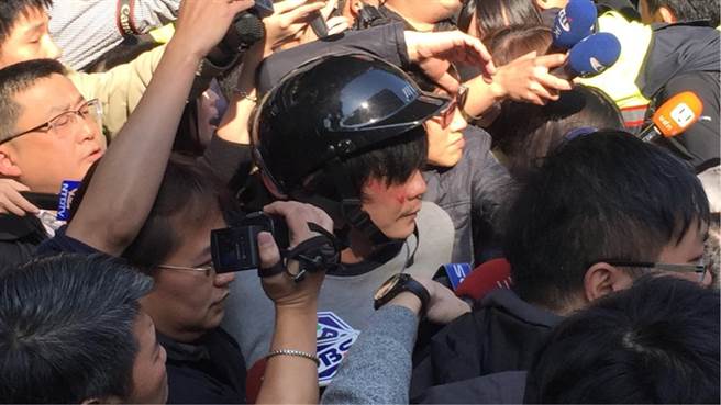 �_�����Ӛ���4�qŮͯ����ŭ ���͕r����׷��