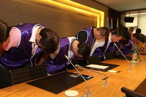 華航勞資雙方達(dá)成協(xié)議工會取消“請假”向旅客致歉