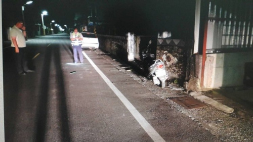 因酒后發(fā)生口角5人持刀尋仇砍傷休假警察(圖)