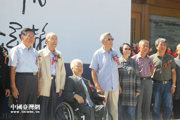 �_����������ʿ�x�������𣬺�ī���A������չ�ھ��e�k