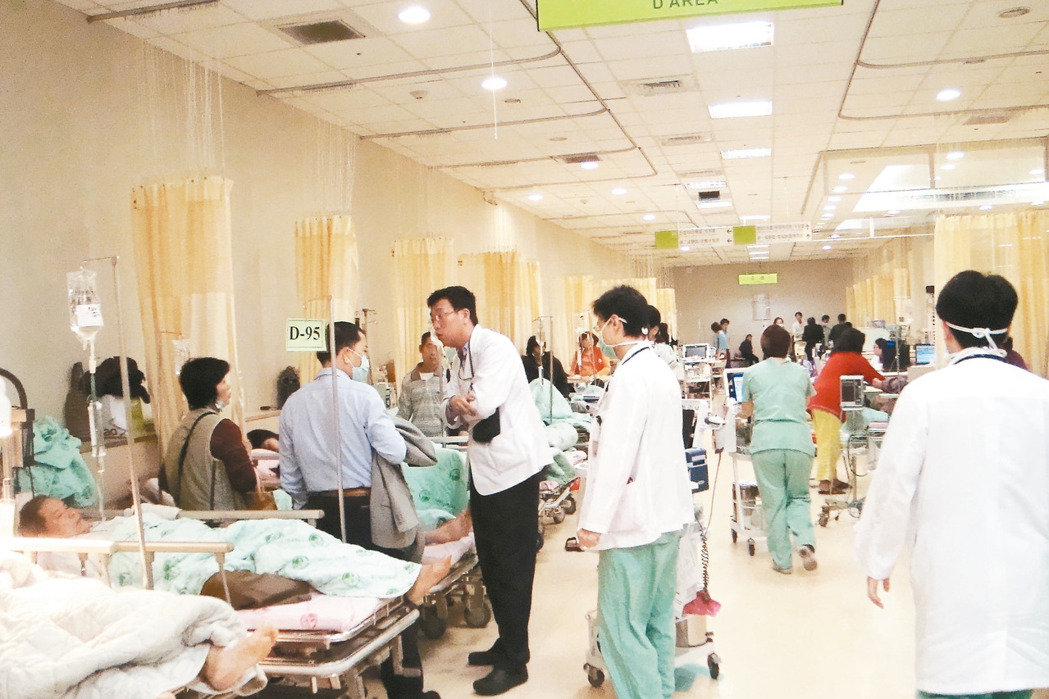 �_��(d��ng)�֡�һ��һ�ݡ���· �t(y��)Ժ�o��������ѩ�ϼ�˪