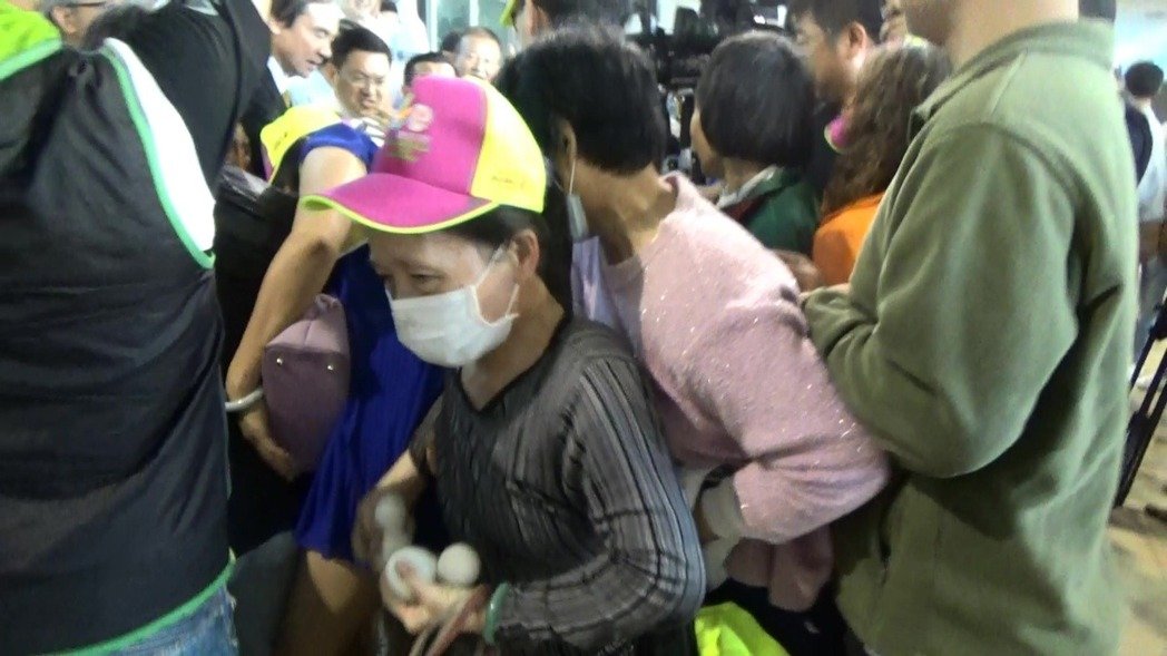 3439749.jpg 3439749.jpg