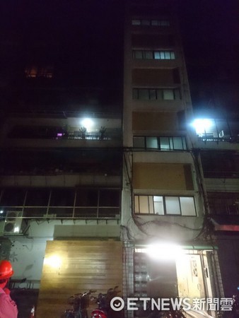 臺灣女作家曹燕婷深夜自焚身亡 留遺囑交代后事 臺灣女作家曹燕婷深夜自焚身亡 留遺囑交代后事