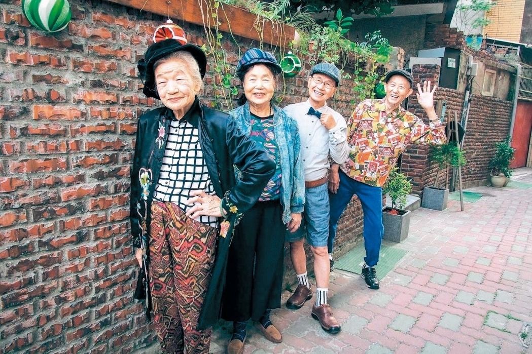 �ط�18�q��70�q��������׃��r��ģ���Č��棨�D��