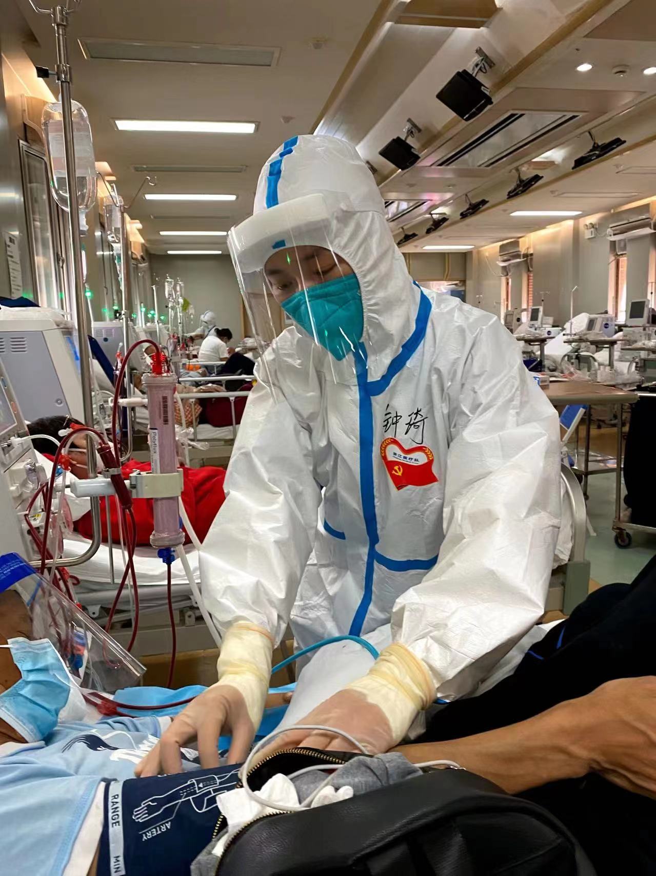 一起守“滬”|“謝謝儂,杭州來的小姑娘!”