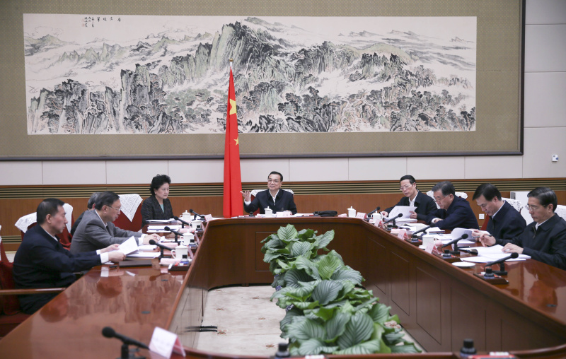 李克強:編制十三五規(guī)劃綱要做到有前瞻可操作 李克強:編制十三五規(guī)劃綱要做到有前瞻可操作