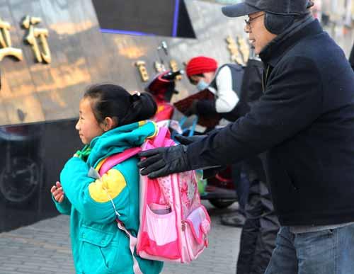 �lӋί���AӋ�����˿ڳ����ʌ����@����