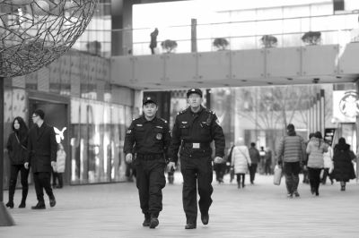 �����������̅^(q��)��(n��i)Ѳ߉�����A�r��ӛ����֮���z