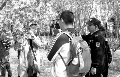 ����С�L(zh��ng)�����ո��ٓ��� ���ظ��ٱ��½�12С�r(sh��)