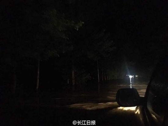 ��h���޵̉ΛQ�� 1800����ɢ���o(w��)������(b��o)��