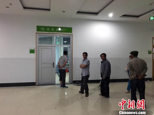 �ຣ���ݵ���һ��4�����y �ٷ�:��ȡ�a��˽��