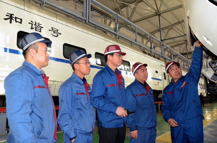 �����i����� ��  �Y�ψD