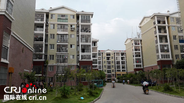 �DƬĬ�J(r��n)��(bi��o)�}