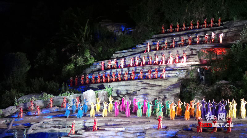 【網(wǎng)絡(luò)媒體走轉(zhuǎn)改】韓國游客點(diǎn)贊《天門狐仙·新劉海砍樵》 【網(wǎng)絡(luò)媒體走轉(zhuǎn)改】韓國游客點(diǎn)贊《天門狐仙·新劉海砍樵》