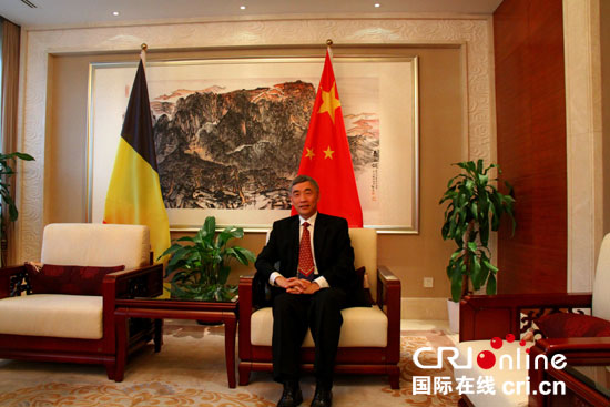 �DƬĬ�J(r��n)��(bi��o)�}