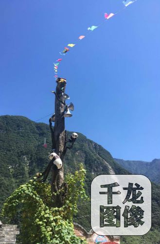 ���d�hѩɽ��·�Ե���؈��(bi��o)־