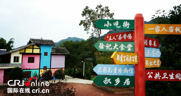 �DƬĬ�J���}