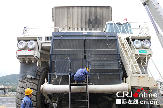 �DƬĬ�J(r��n)��(bi��o)�}