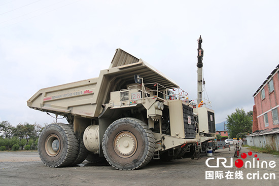 �DƬĬ�J(r��n)��(bi��o)�}