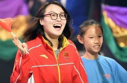 �����Ů���@�۱�ָ�ďUӖ�� ������ِһ��Ϳ��