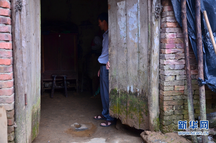 村支書臺風(fēng)天落水犧牲 曾暖了400多個村民的心 村支書臺風(fēng)天落水犧牲 曾暖了400多個村民的心