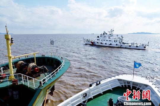 �D���Ԯ�F���������^�������z