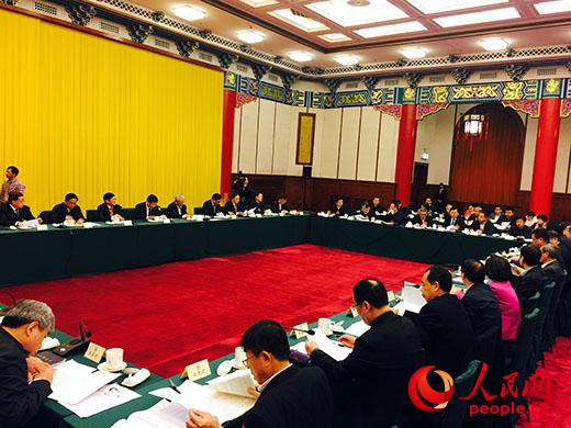 3月8日下午,全國政協(xié)十二屆五次會議舉行提案辦理協(xié)商會。(人民網(wǎng)趙艷紅攝)