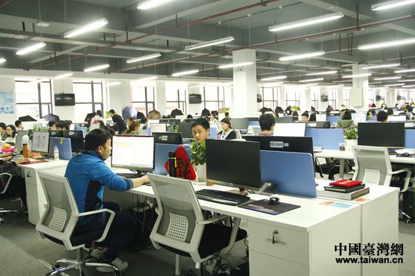 ���ƵZ�^�M(j��n)�����ꣿ�۽���(sh��)��(j��)���F���^(q��)����(sh��)��(j��)С�(zh��n)�����v�w�ĳ��